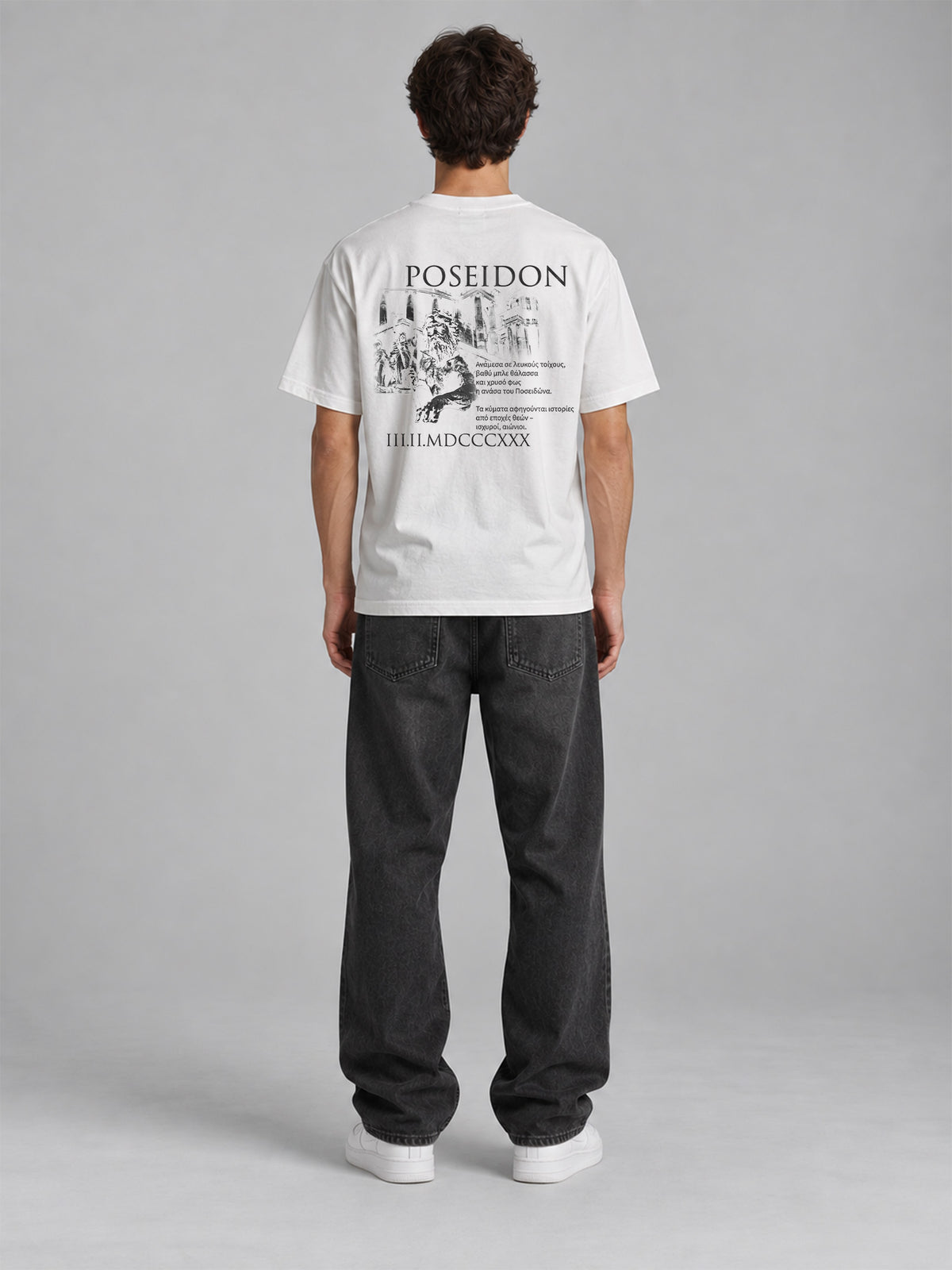 Poseidon Tee Weiss am Model, Rückansicht mit Poseidon Backprint, Lace Clothing #weiss