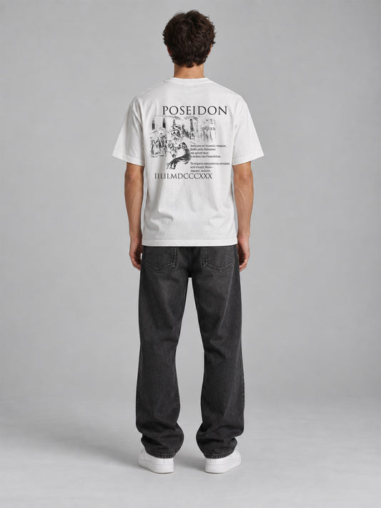 Poseidon Tee Weiss am Model, Rückansicht mit Poseidon Backprint, Lace Clothing #weiss